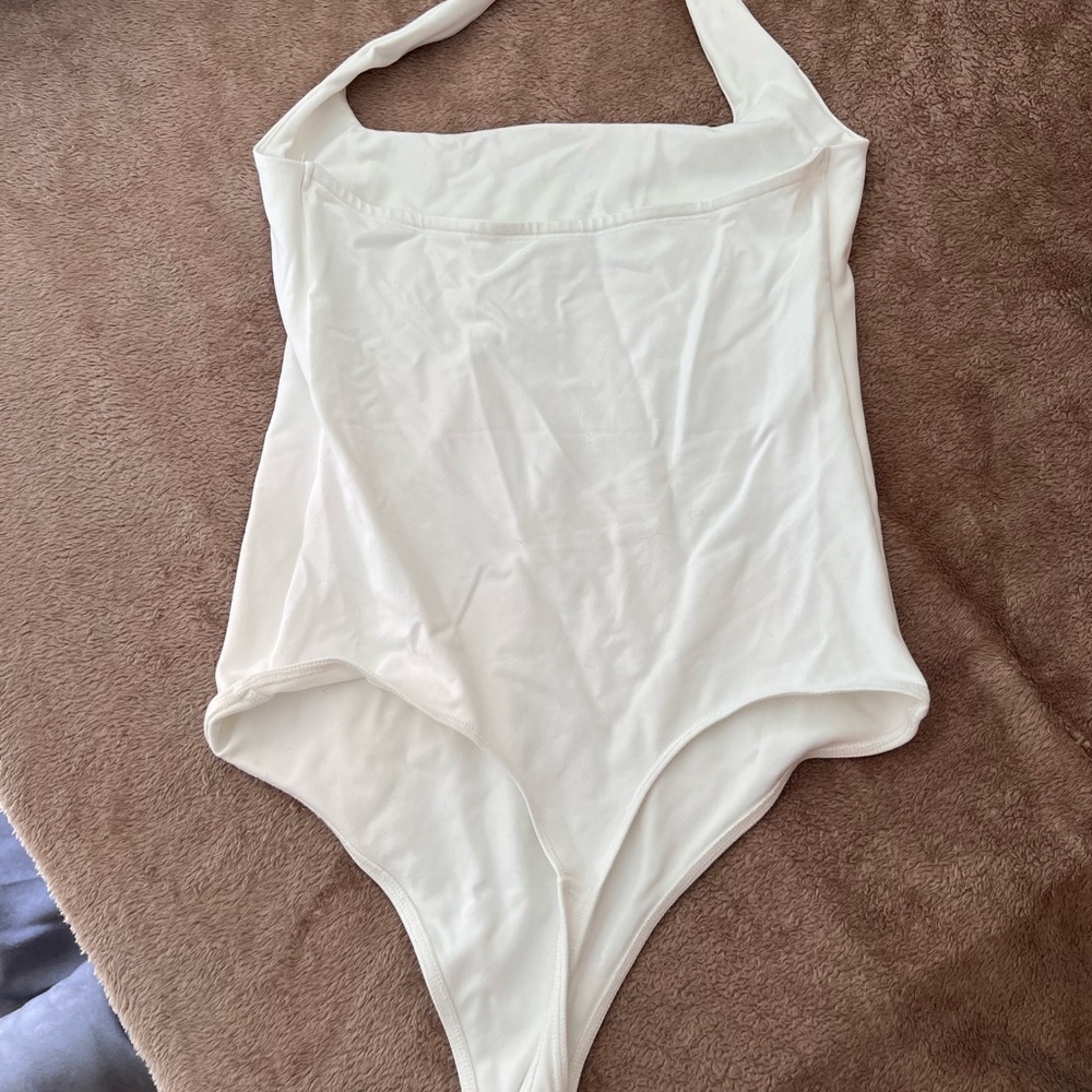 Halter bodysuits from Abercrombie and fitch - Picture 6 of 7